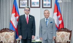Meeting of the Ambassador of the Republic of Armenia to the Kingdom of Cambodia Vahram Kazhoyan with Secretary of State of the Ministry of Foreign Affairs and International Cooperation of the Kingdom of Cambodia Chem Widhya