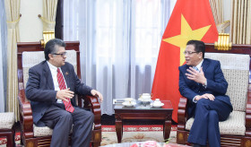 Meeting between the Ambassador of the Republic of Armenia to the Socialist Republic of Vietnam Vahram Kazhoyan and the Deputy Foreign Minister of the Socialist Republic of Vietnam Dang Minh Khoi.