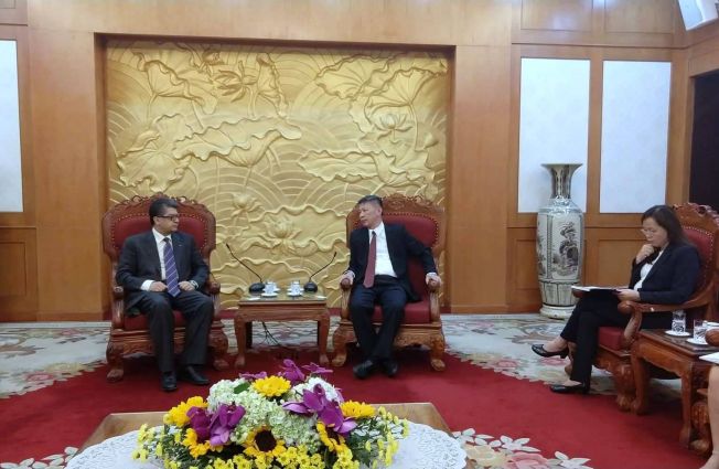 Meeting between the Ambassador of the Republic of Armenia to Vietnam Vahram Kazhoyan and the Deputy Chairman of the Central Committee of Foreign Affairs of the Communist Party of the Socialist Republic of Vietnam Nguyen Tuan Phong.