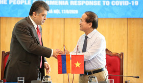 Participation of the Ambassador of the Republic of Armenia to Vietnam Vahram Kazhoyan in the official ceremony of the transfer of the financial aid by the Vietnam-Armenia Friendship Association (VAFA) for the fight against COVID-19 in Armenia .