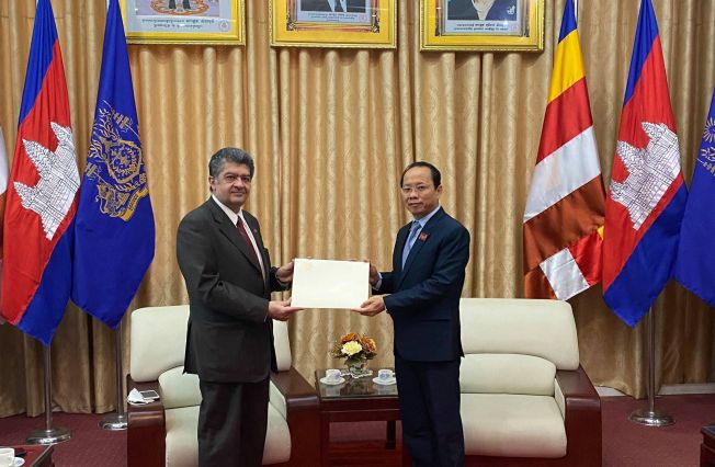 The official ceremony of the presentation of the Letters of Credence of H.E. Mr. Vahram Kazhoyan, the Non-Resident Ambassador Extraordinary and Plenipotentiary of the Republic of Armenia to the Kingdom of Cambodia (with residence in Hanoi).