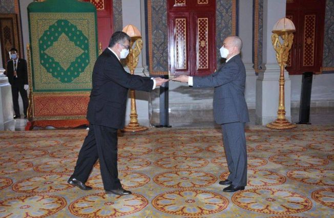 Official ceremony of handing over Letters of Credence of the Ambassador of the Republic of Armenia to the Kingdom of Cambodia Vahram Kazhoyan to the King of Cambodia Norodom Sihamoni