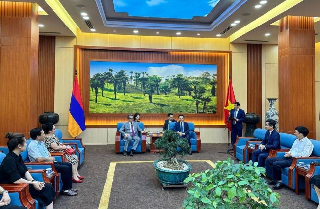 Working Visit of the Ambassador of the Republic of Armenia to Phu Tho Province