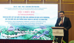 The Delegation Led by the NA Speaker Visits Ninh Binh Province